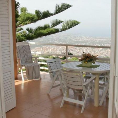 Lomarchi Holiday Home Carini Exterior foto