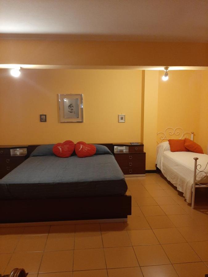Lomarchi Holiday Home Carini Exterior foto