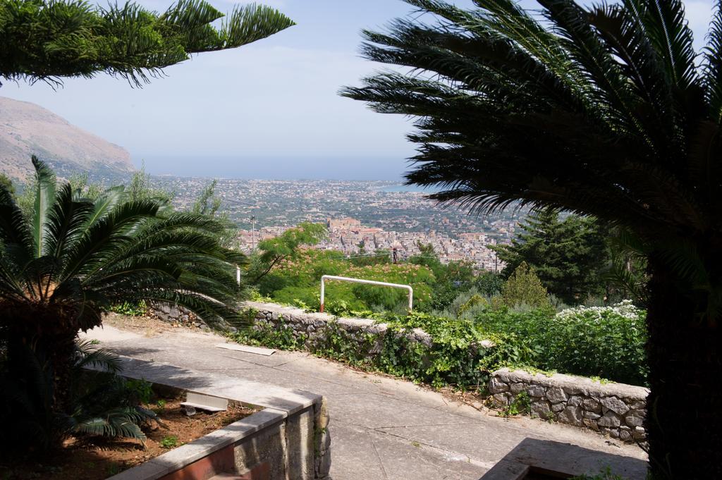 Lomarchi Holiday Home Carini Exterior foto