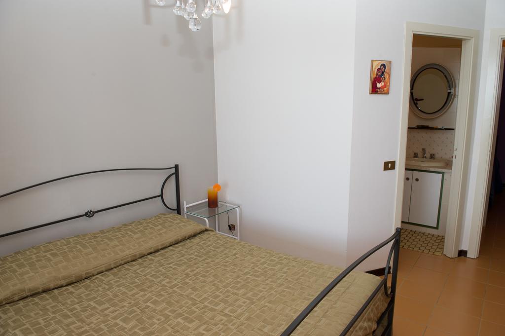 Lomarchi Holiday Home Carini Exterior foto